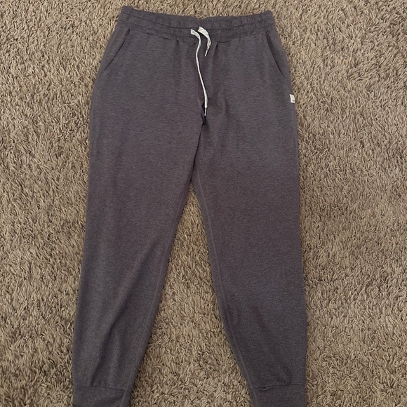 Vuori Pants - Women’s Vuori Joggers purple sz S